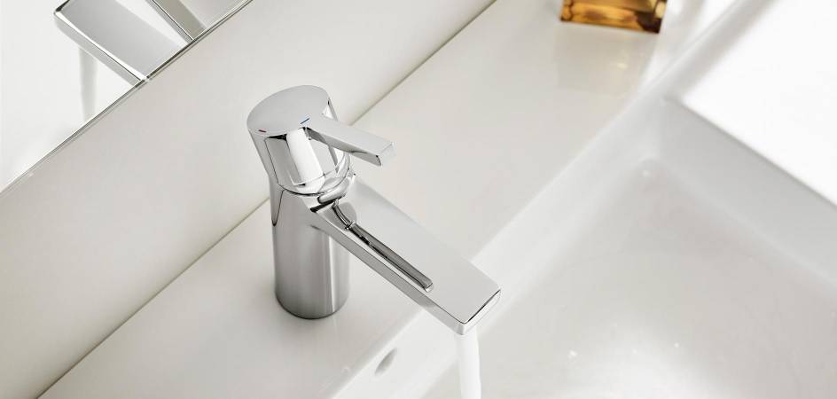 CHOOSE YOUR BASIN FAUCETS