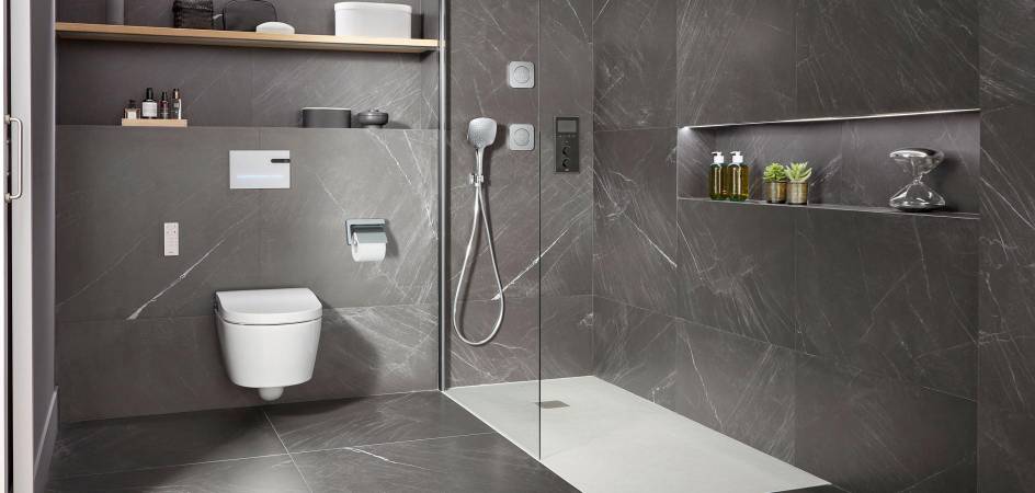 The comfort and ease of a Roca smart shower
