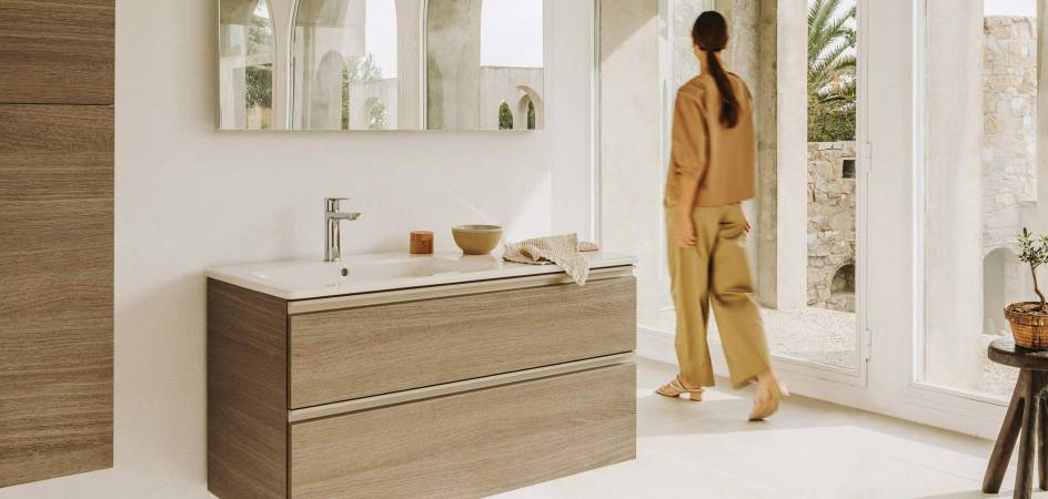 Vanity units to fit your bathroom space