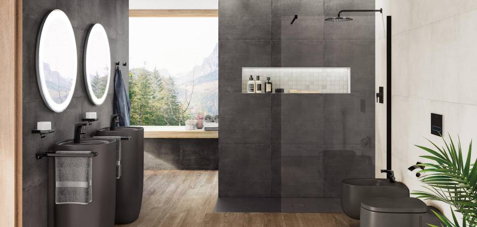 Black showering spaces for stylish, contemporary bathrooms