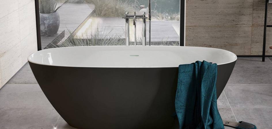 Inject colour into your bathroom with freestanding baths |  Roca